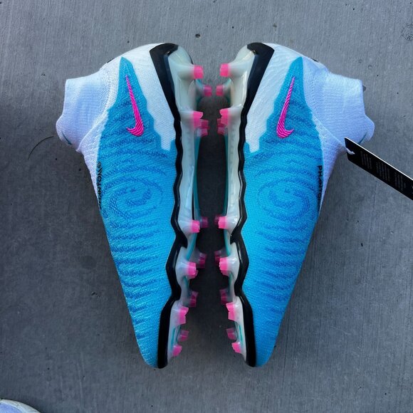 Nike Gripknit Phantom GX Elite Dynamic Fit FG Blast Pack FD0261-446 Men's 10.5 - Picture 5 of 7